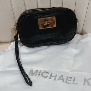 Michael Kors Wristlet